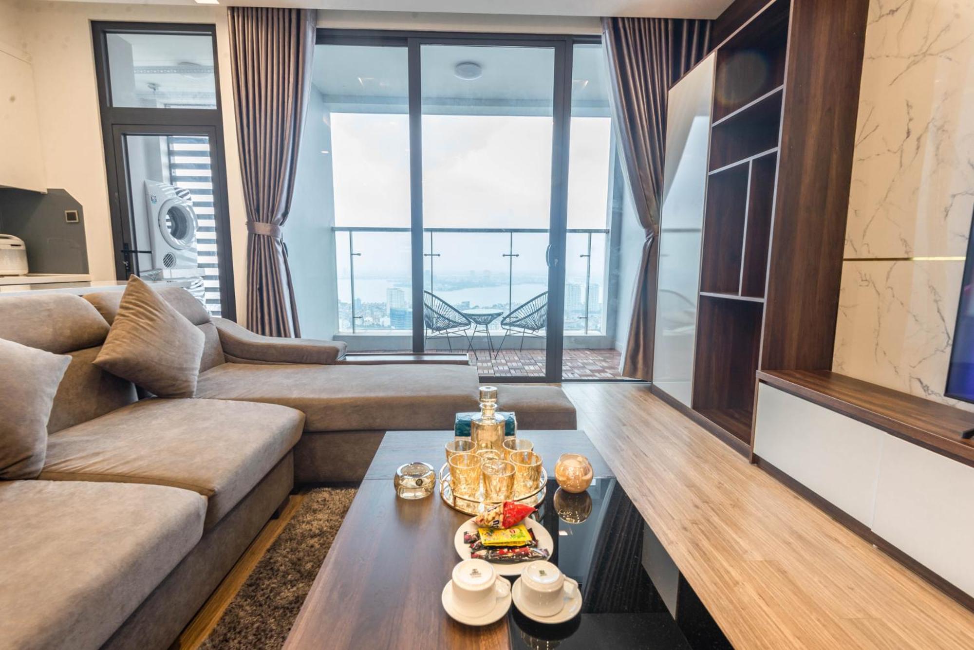 Luxury Serviced Apartment Vinhomes Metropolis Premium Hanoi Exterior photo