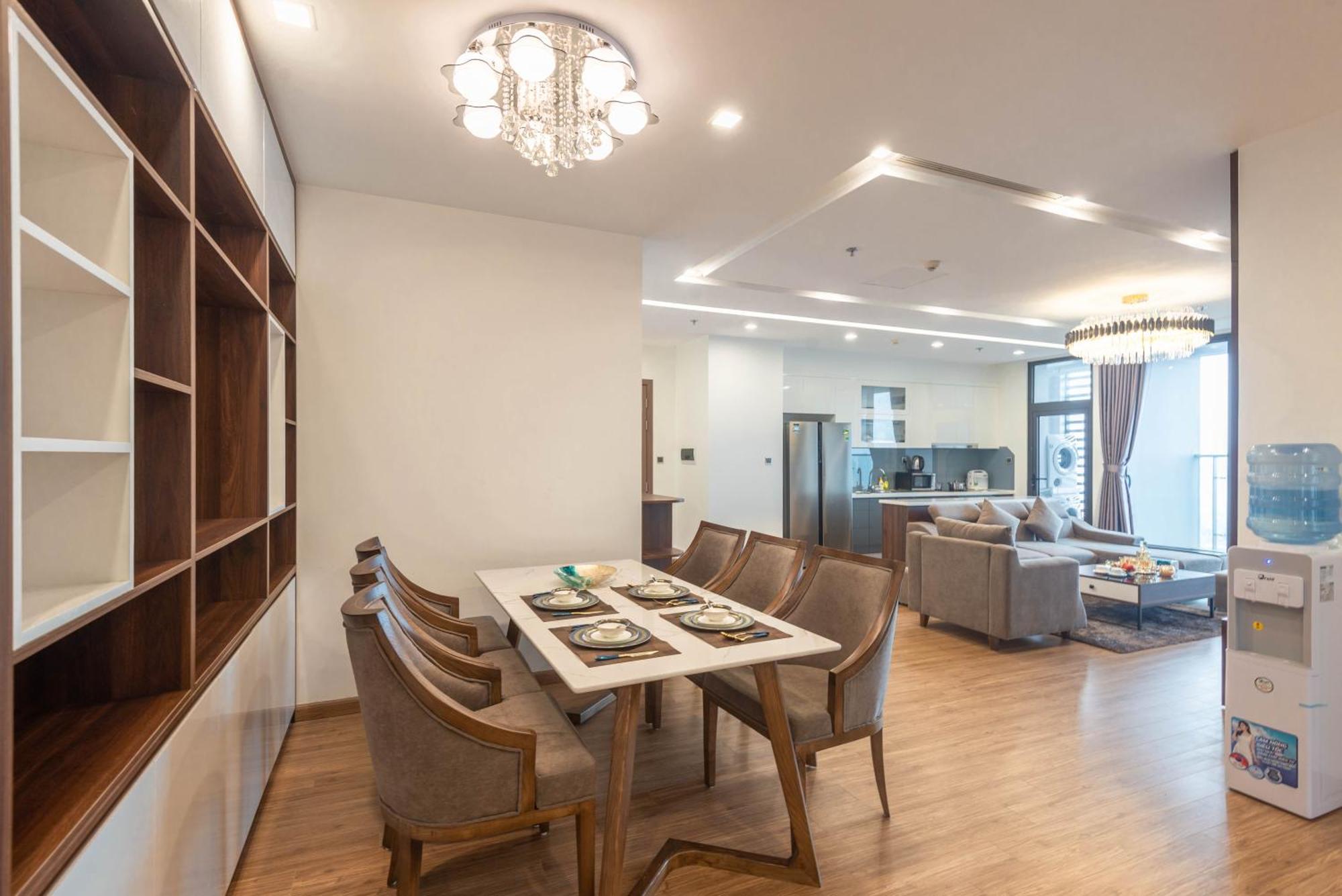 Luxury Serviced Apartment Vinhomes Metropolis Premium Hanoi Exterior photo