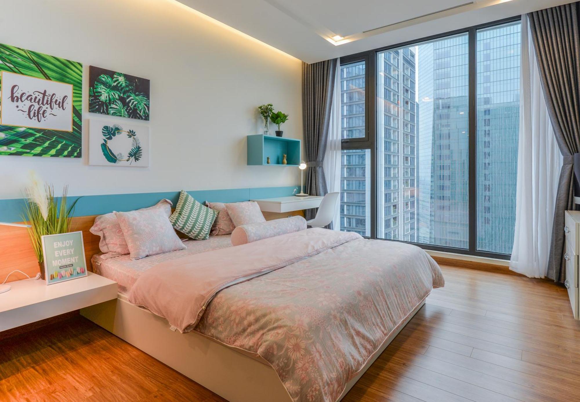 Luxury Serviced Apartment Vinhomes Metropolis Premium Hanoi Exterior photo